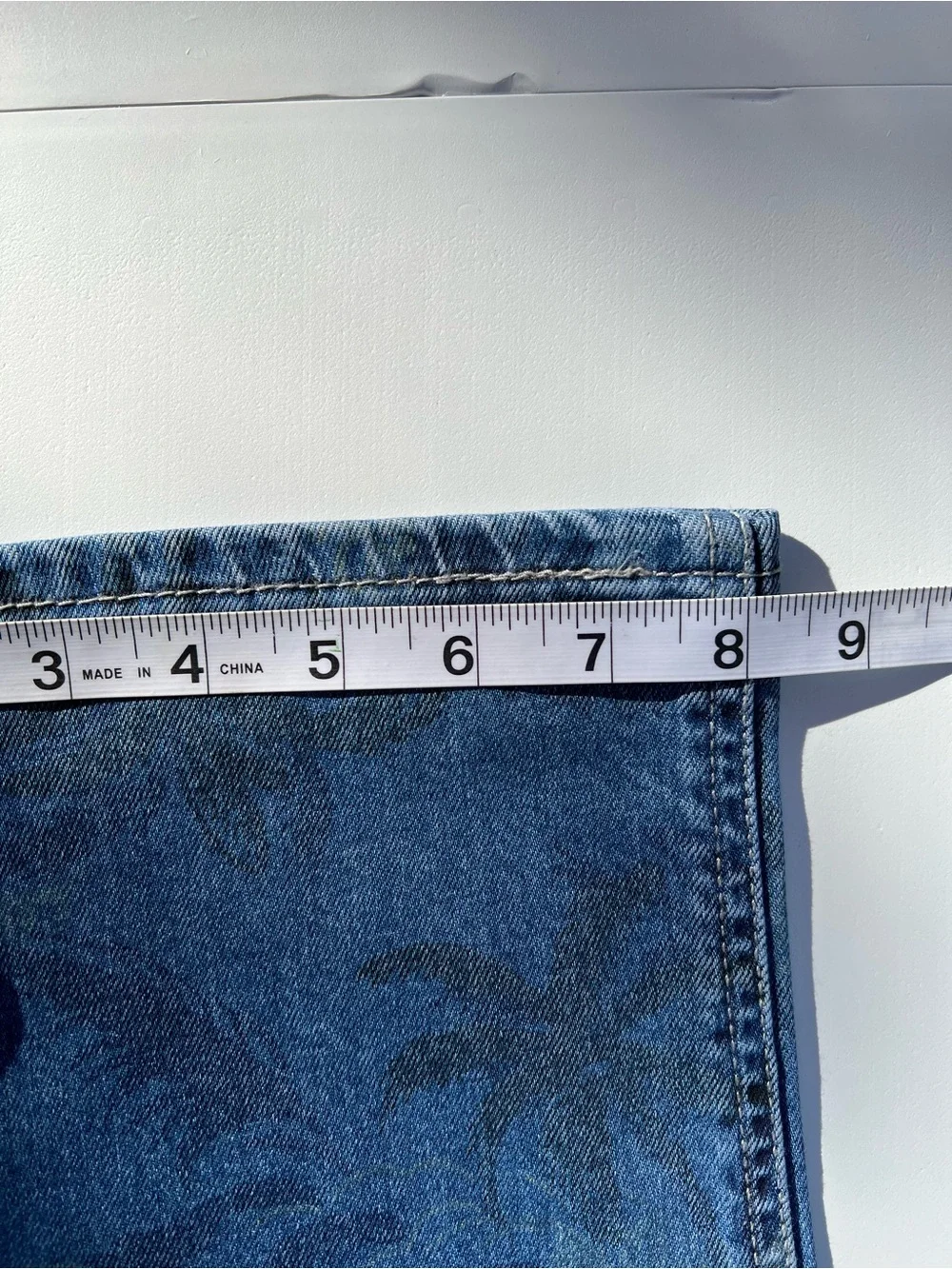 38x32 Levi's 541 Athletic Fit Jeans in Dark Blue with palm tree print